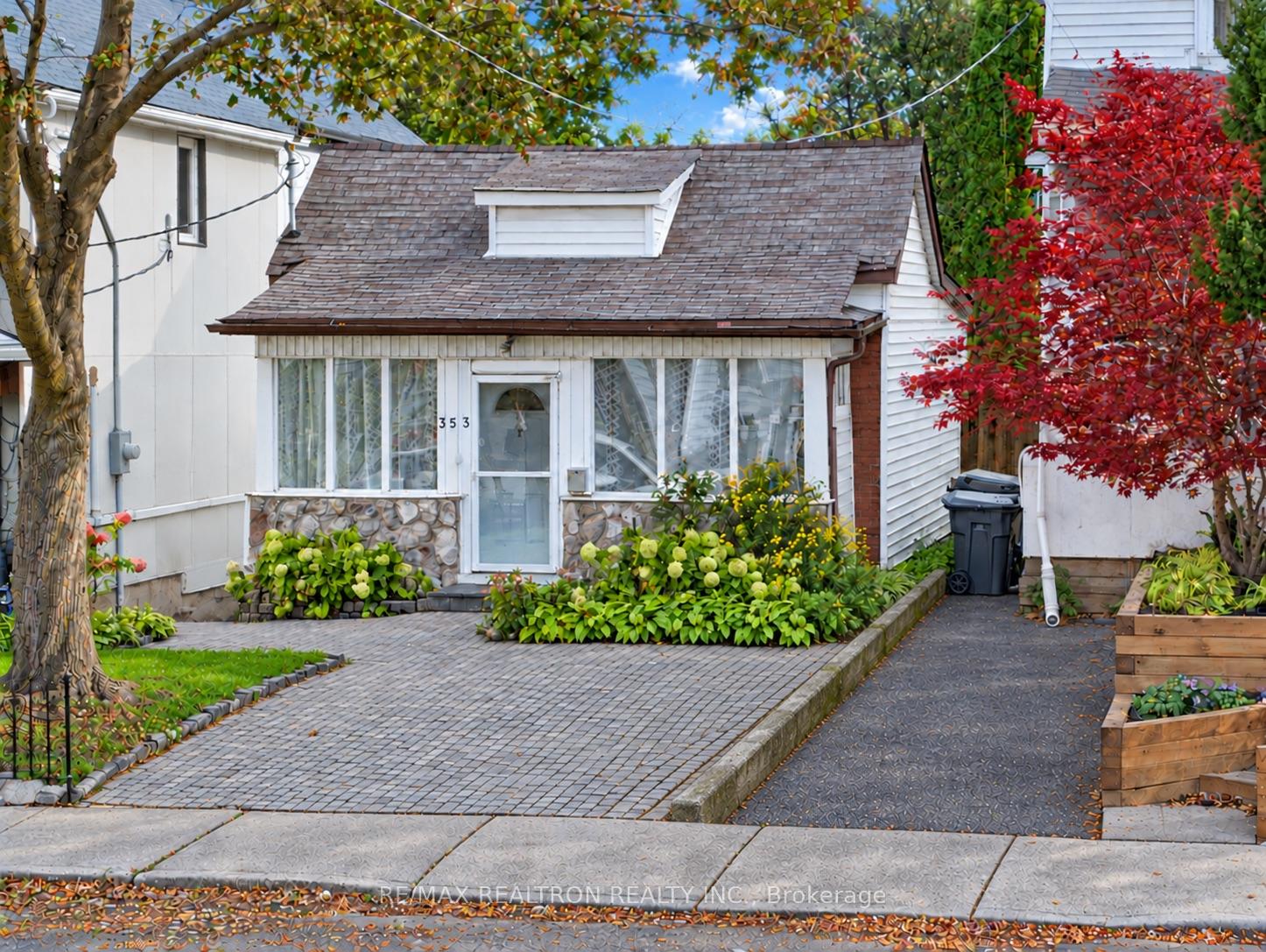 Photo 2 of 353 Rhodes Avenue, Toronto, Greenwood-Coxwell — HOMEH