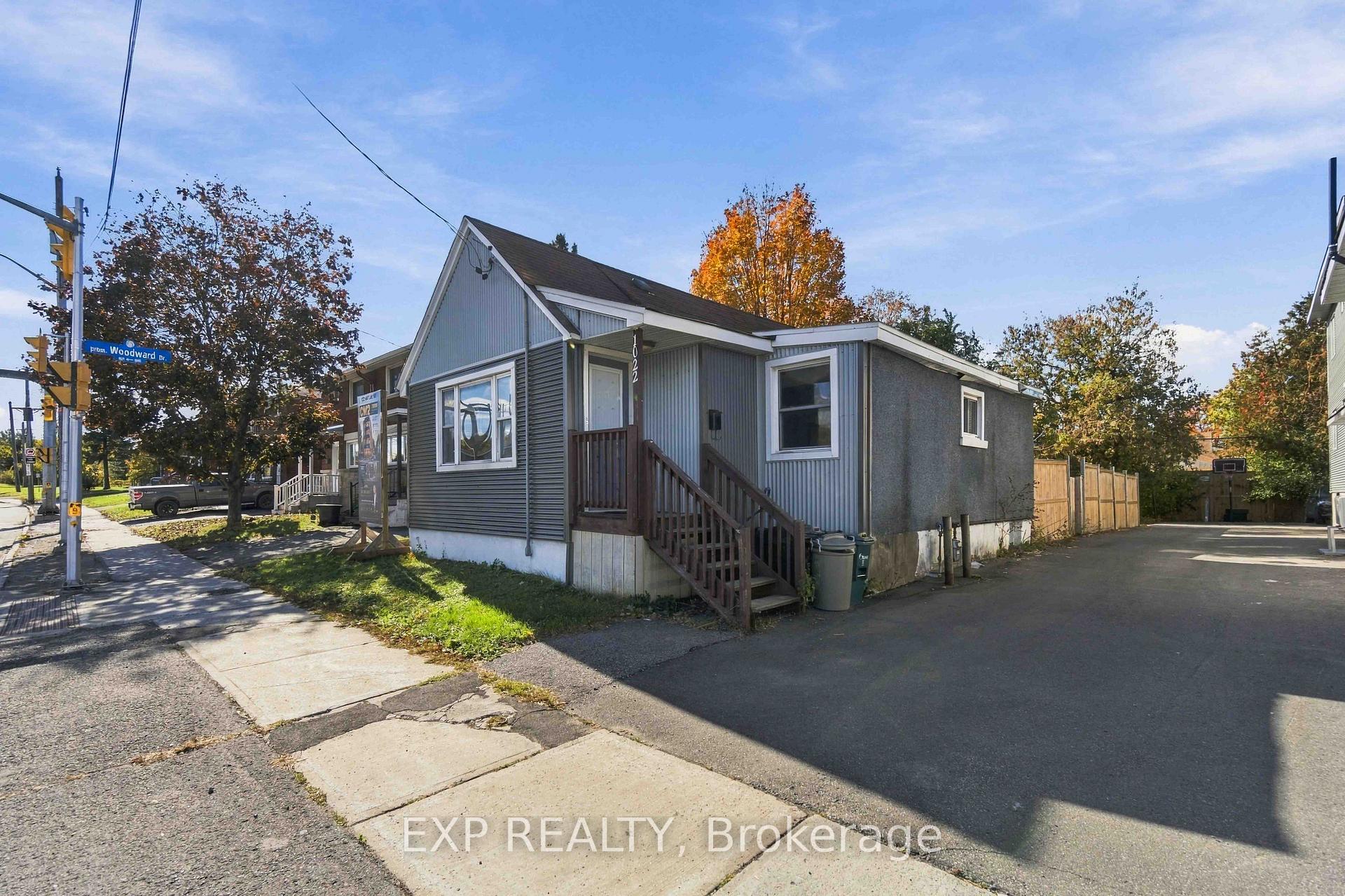 Front of 1022 Maitland Avenue
