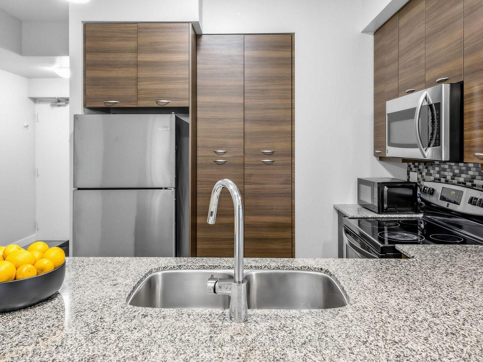 Photo 14 of Unit 602, 318 Spruce Street, Waterloo, Downtown Waterloo — HOMEH