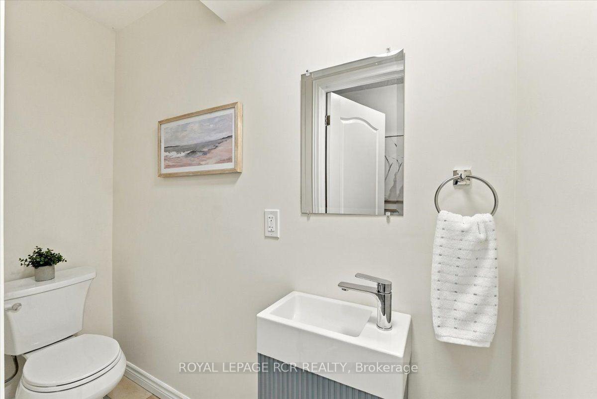 Photo 13 of 31 Montgomery Boulevard, Orangeville — HOMEH