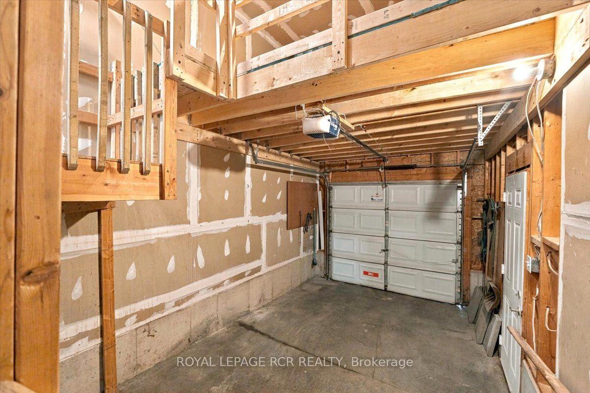 Photo 28 of 31 Montgomery Boulevard, Orangeville — HOMEH