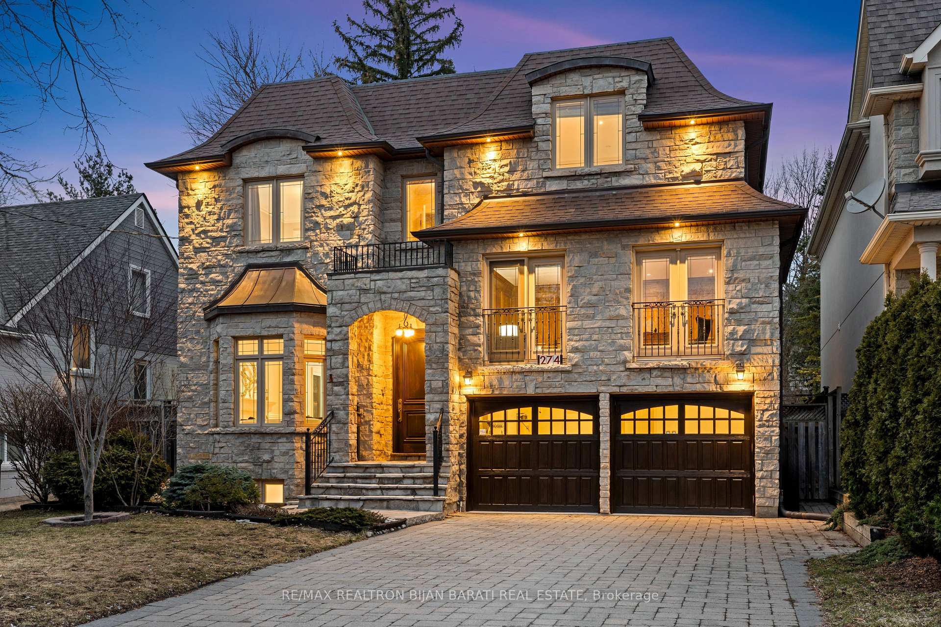 Front of 274 Greenfield Avenue
