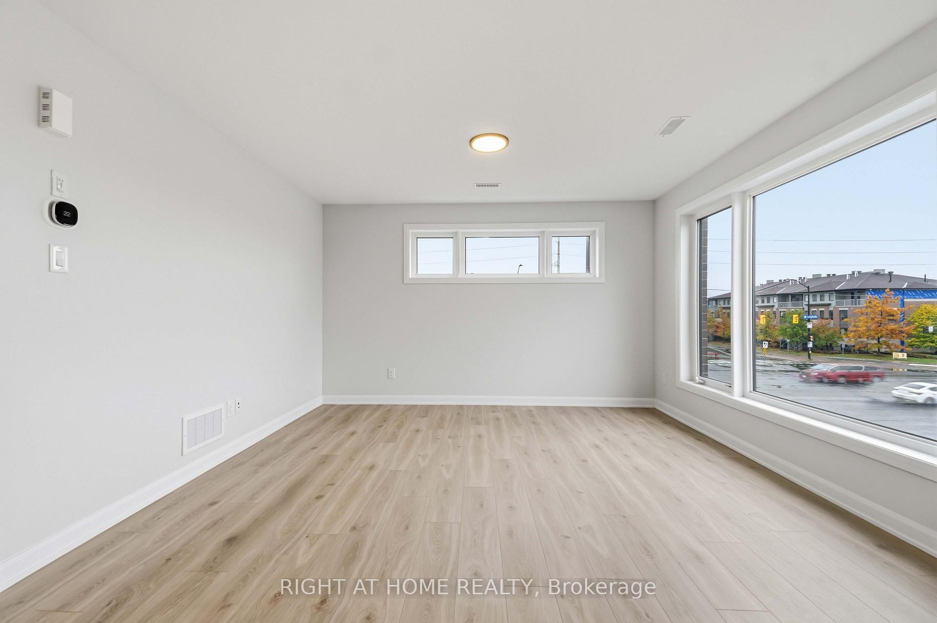 Photo 8 of 201 Glenroy Gilbert Drive, Ottawa, Barrhaven - Strandherd — HOMEH