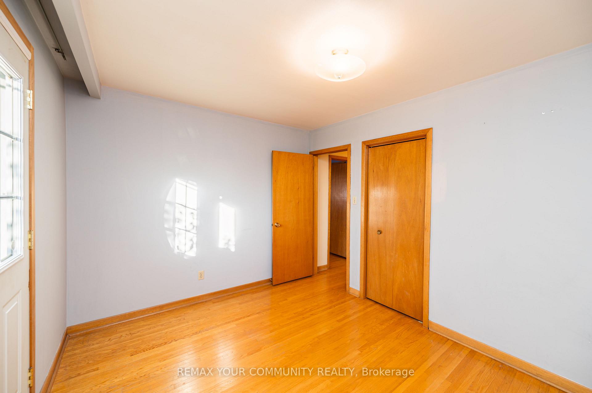 Photo 19 of 11 Anthia Drive, North York, Humber Summit — HOMEH