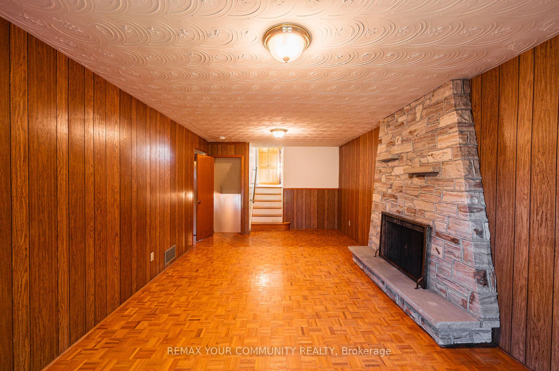 Photo 27 of 11 Anthia Drive, North York, Humber Summit — HOMEH