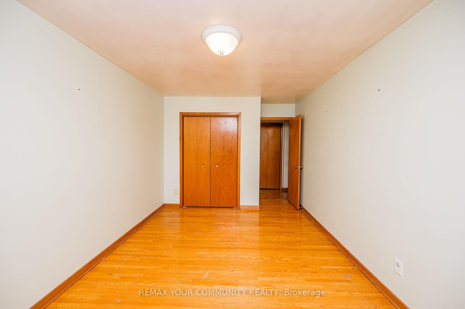 Photo 32 of 11 Anthia Drive, North York, Humber Summit — HOMEH