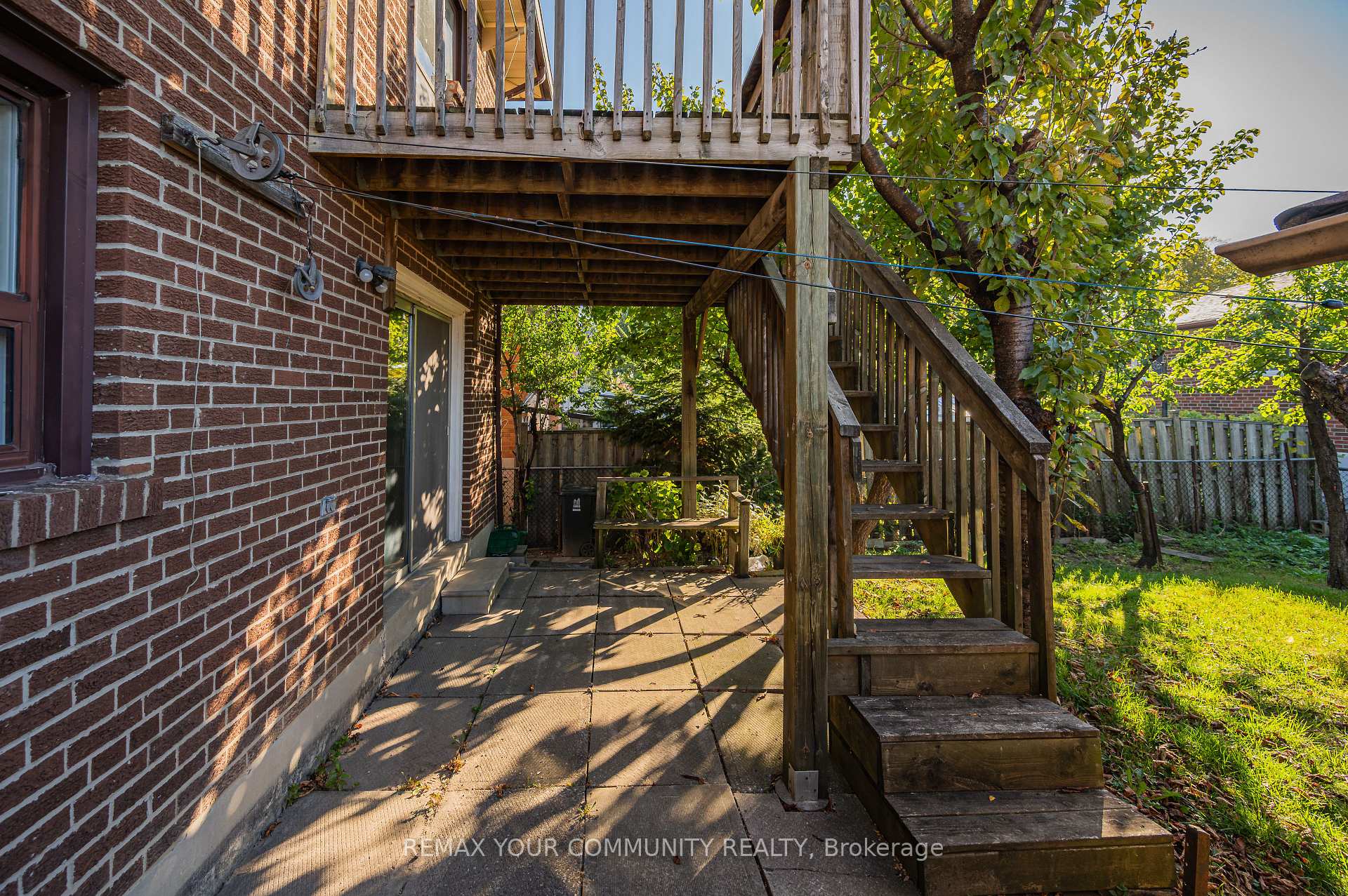 Photo 48 of 11 Anthia Drive, North York, Humber Summit — HOMEH