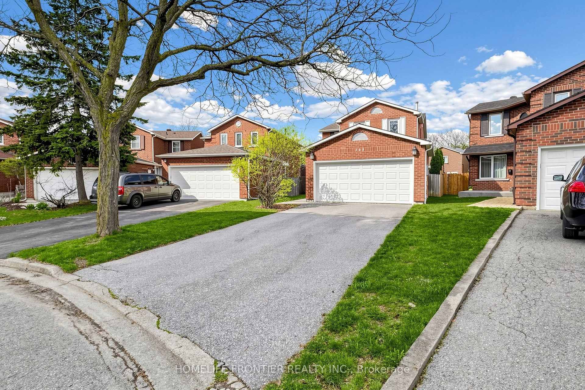 Photo 2 of 165 Frank Rivers Drive N, Scarborough, Steeles — HOMEH