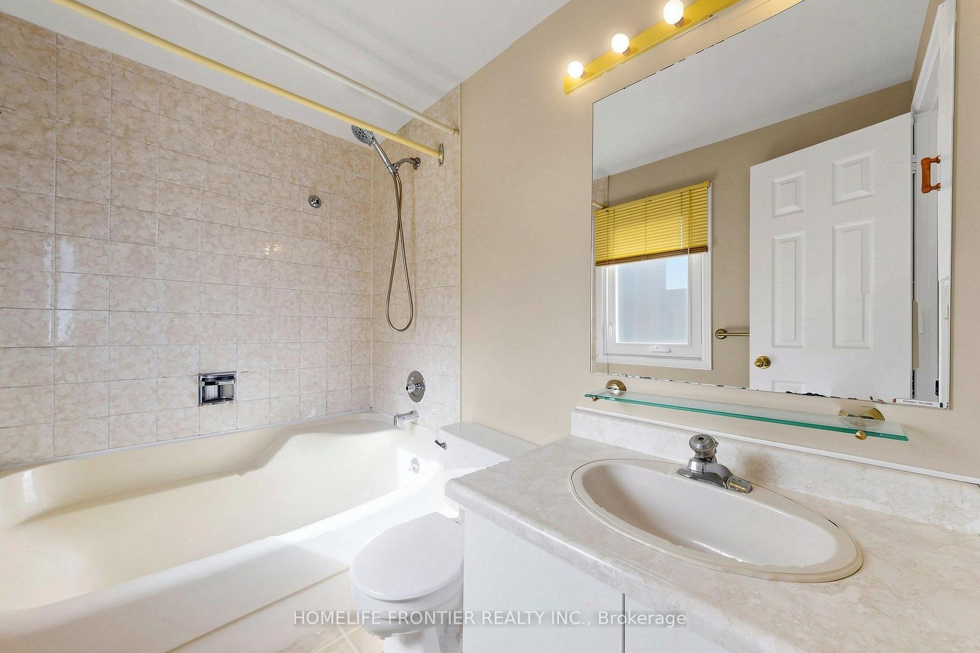 Photo 33 of 165 Frank Rivers Drive N, Scarborough, Steeles — HOMEH