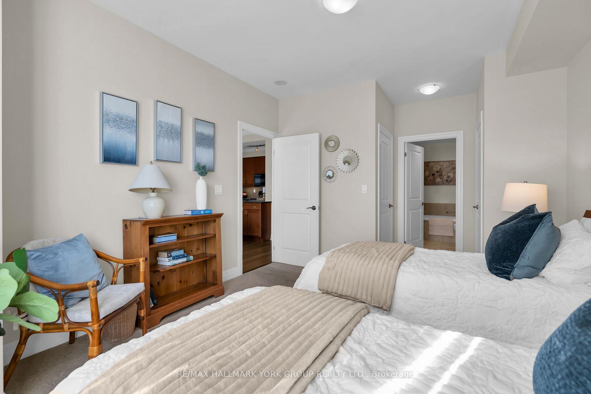 Photo 33 of Unit 212, 180 John Way, Aurora, Bayview Wellington — HOMEH