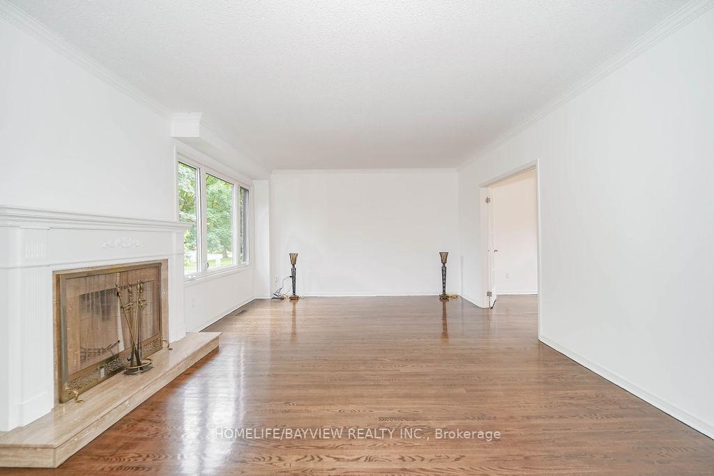 Photo 13 of 186 Garden Avenue, Richmond Hill, South Richvale — HOMEH