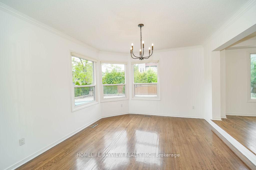 Photo 15 of 186 Garden Avenue, Richmond Hill, South Richvale — HOMEH