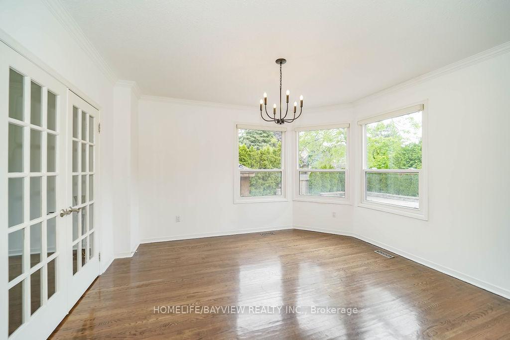 Photo 16 of 186 Garden Avenue, Richmond Hill, South Richvale — HOMEH