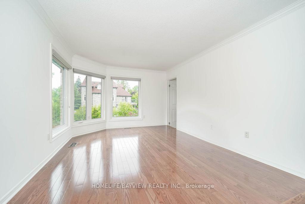 Photo 32 of 186 Garden Avenue, Richmond Hill, South Richvale — HOMEH