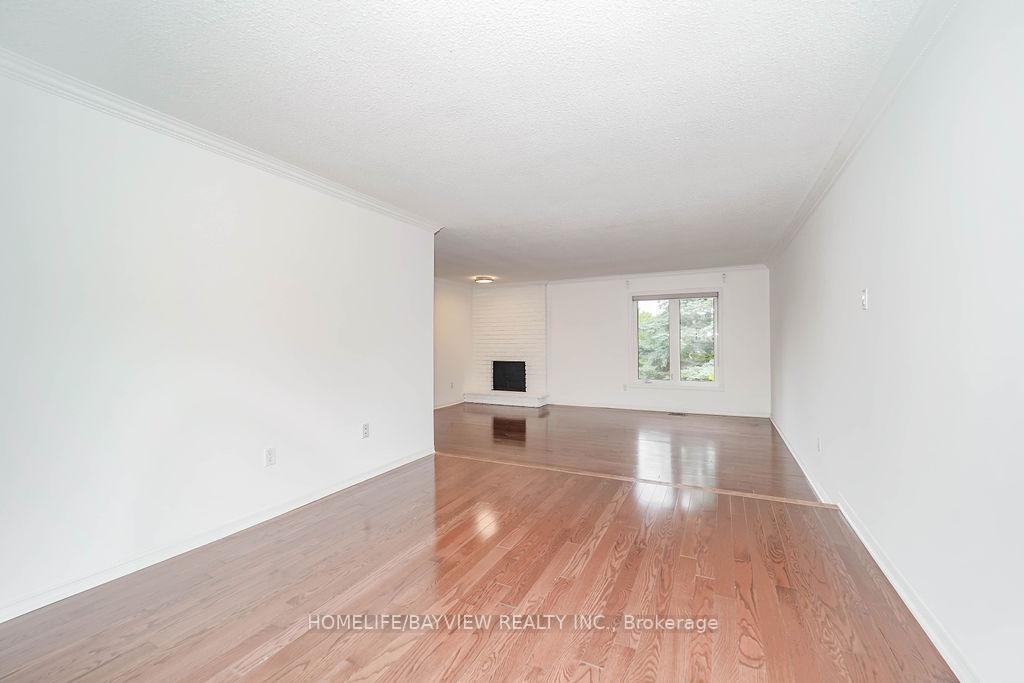 Photo 33 of 186 Garden Avenue, Richmond Hill, South Richvale — HOMEH