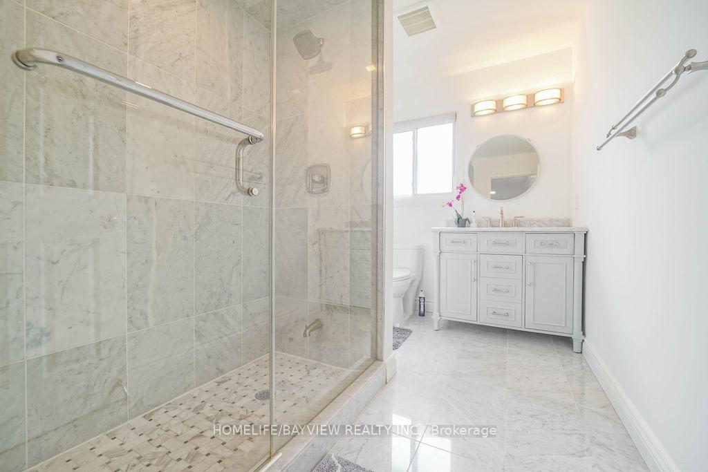 Photo 37 of 186 Garden Avenue, Richmond Hill, South Richvale — HOMEH