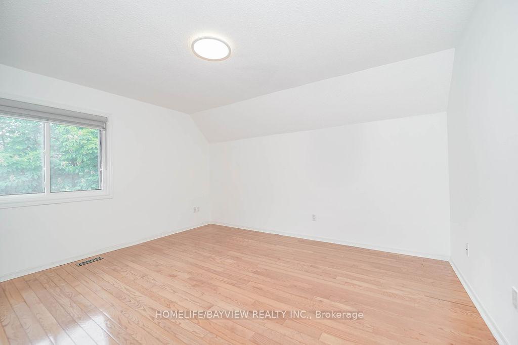 Photo 38 of 186 Garden Avenue, Richmond Hill, South Richvale — HOMEH