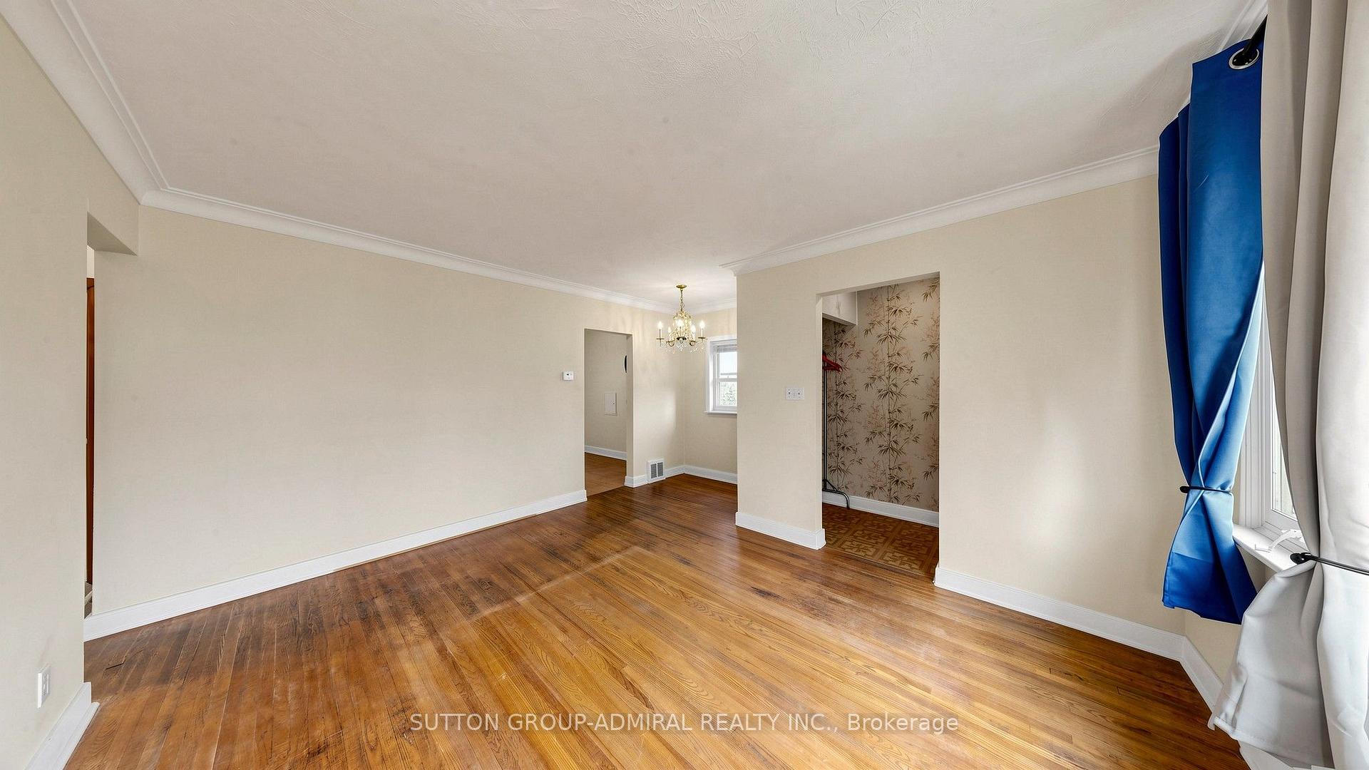 Photo 13 of 10 Highland Park Boulevard, Markham, Grandview — HOMEH
