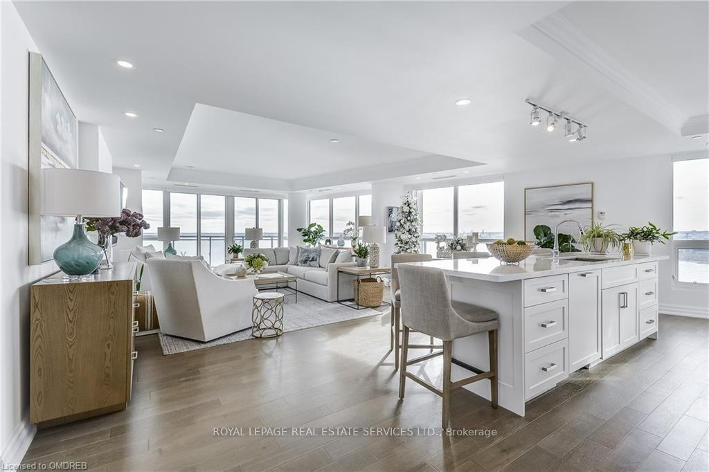 Photo 9 of Unit 1704, 2060 Lakeshore Road, Burlington, Brant — HOMEH