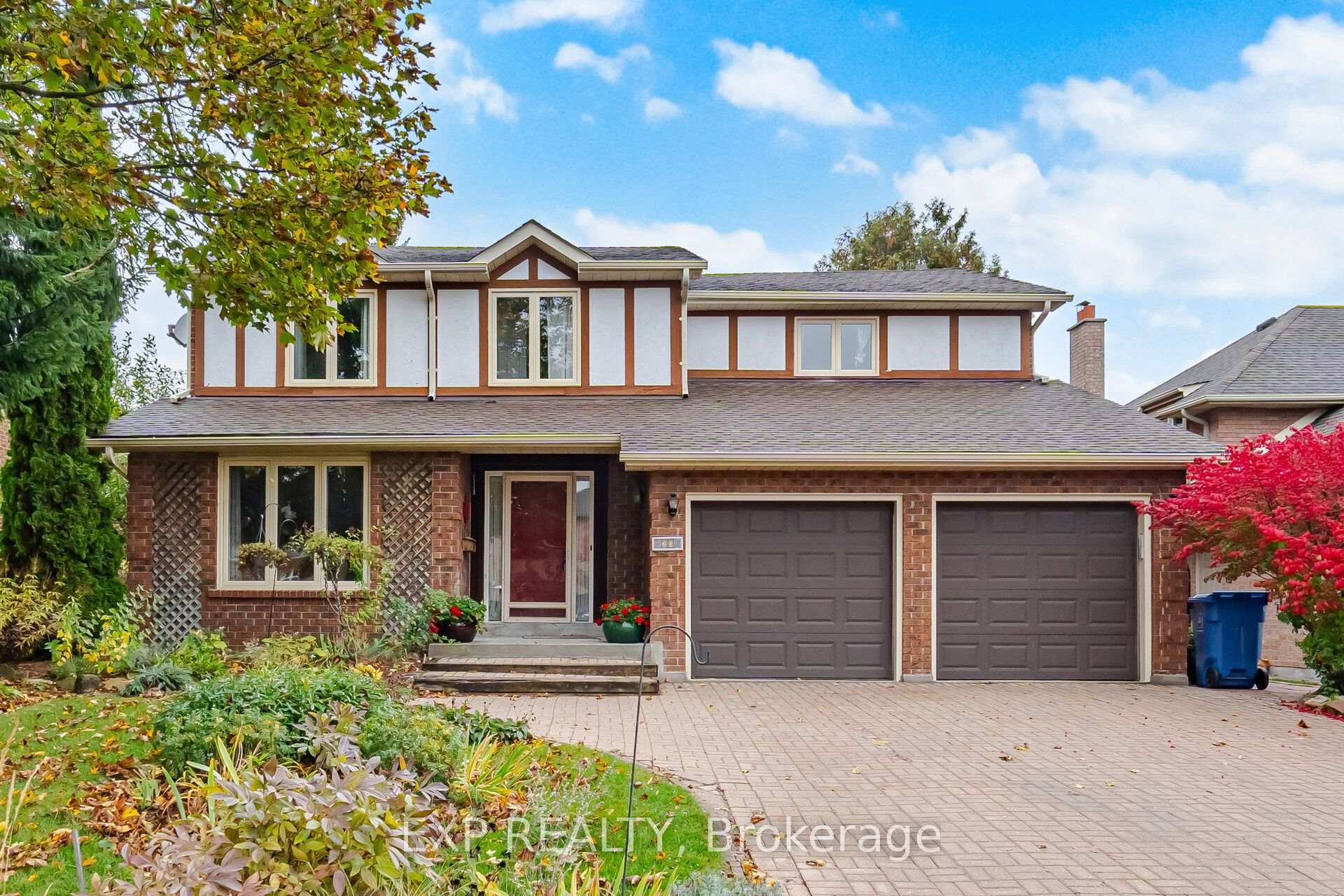 Photo 1 of 20 Devlin Place, Aurora, Aurora Highlands — HOMEH