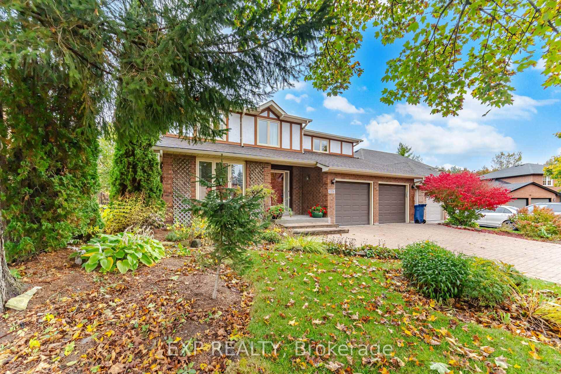 Photo 2 of 20 Devlin Place, Aurora, Aurora Highlands — HOMEH
