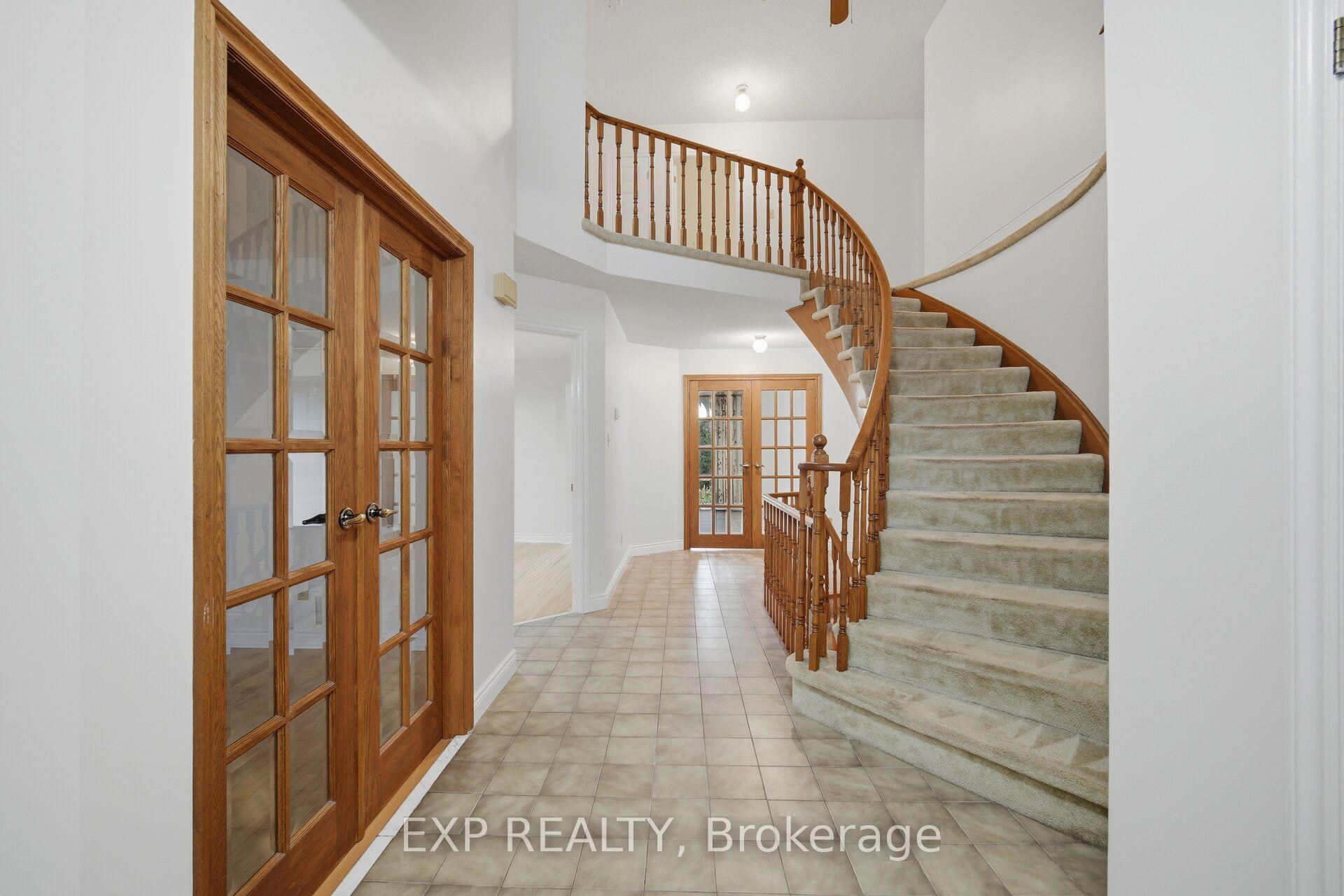 Photo 4 of 20 Devlin Place, Aurora, Aurora Highlands — HOMEH