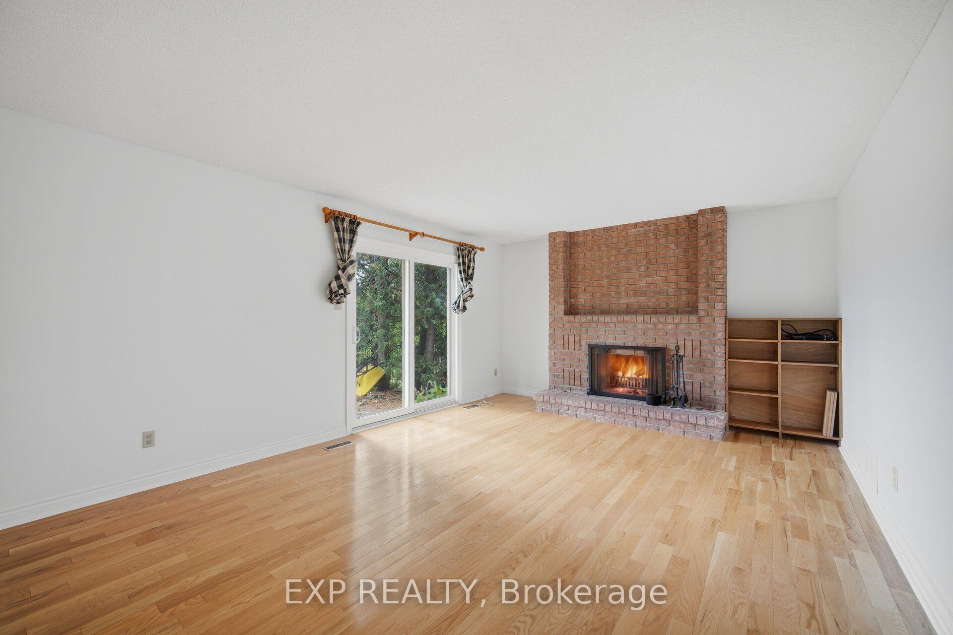 Photo 10 of 20 Devlin Place, Aurora, Aurora Highlands — HOMEH