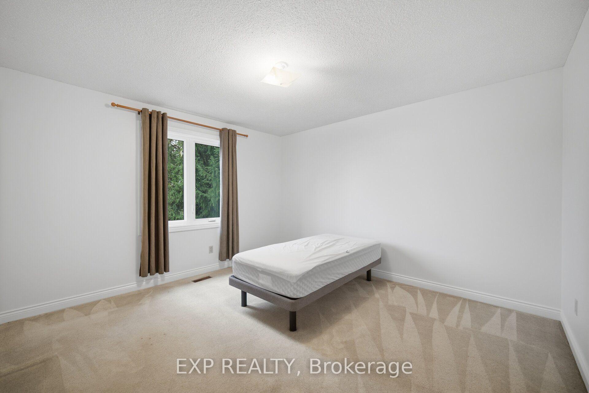 Photo 21 of 20 Devlin Place, Aurora, Aurora Highlands — HOMEH