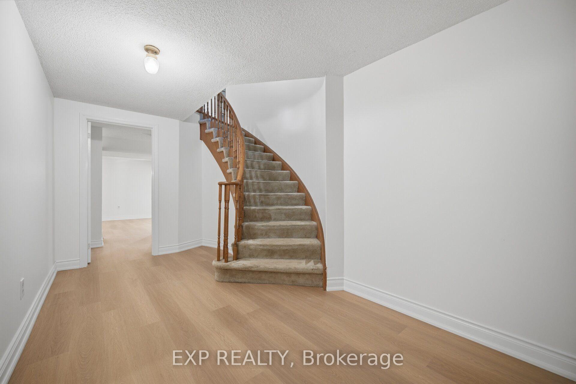 Photo 22 of 20 Devlin Place, Aurora, Aurora Highlands — HOMEH