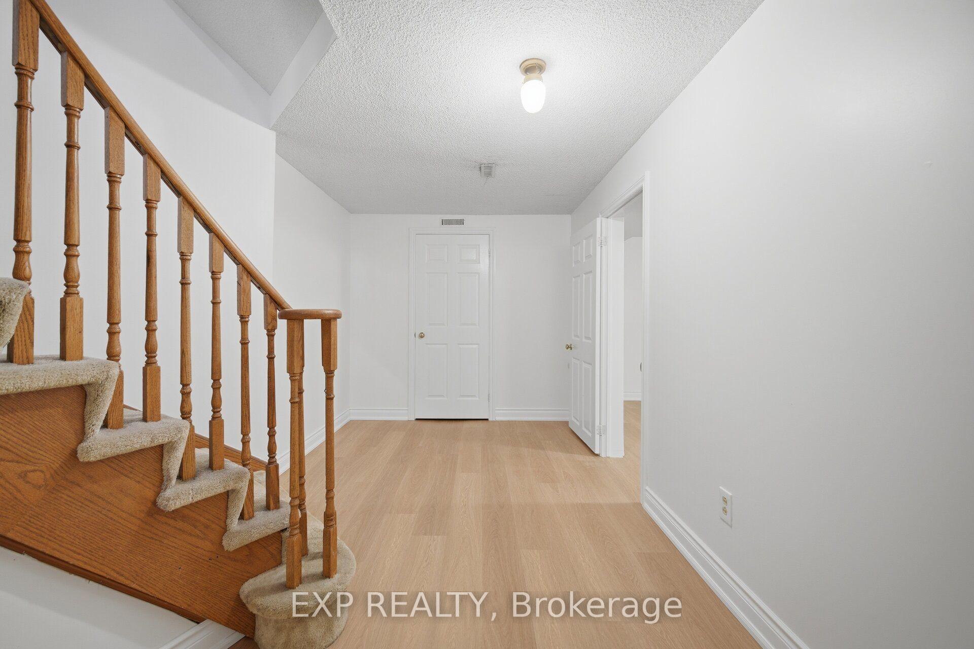 Photo 23 of 20 Devlin Place, Aurora, Aurora Highlands — HOMEH