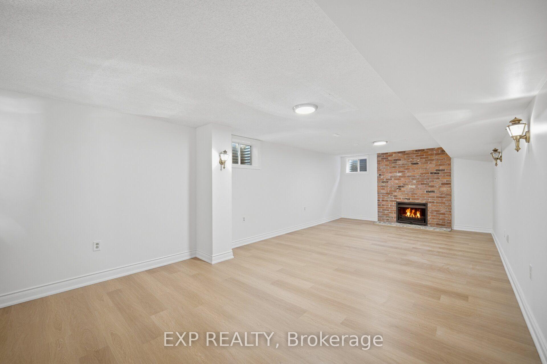 Photo 24 of 20 Devlin Place, Aurora, Aurora Highlands — HOMEH