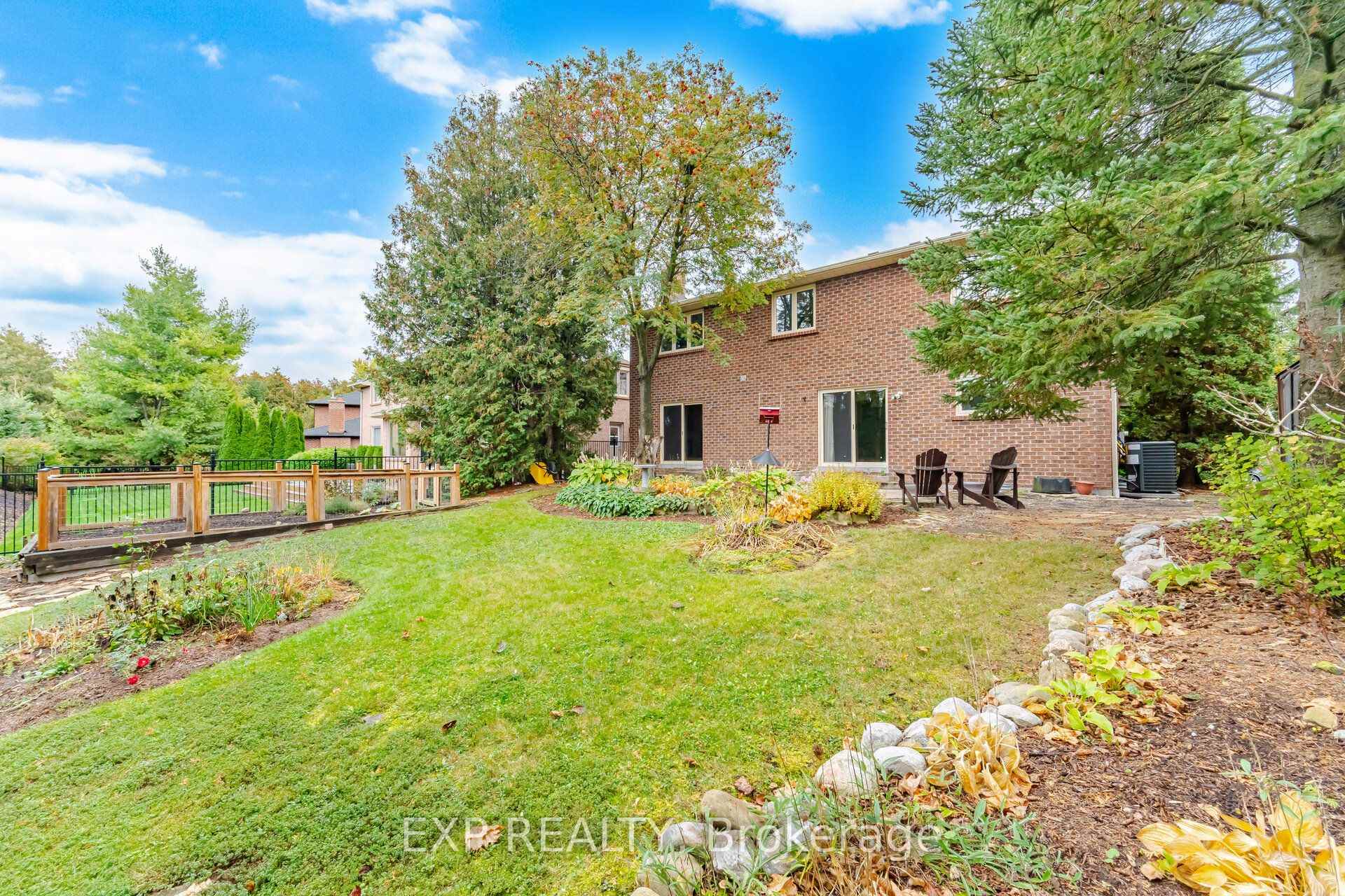 Photo 29 of 20 Devlin Place, Aurora, Aurora Highlands — HOMEH