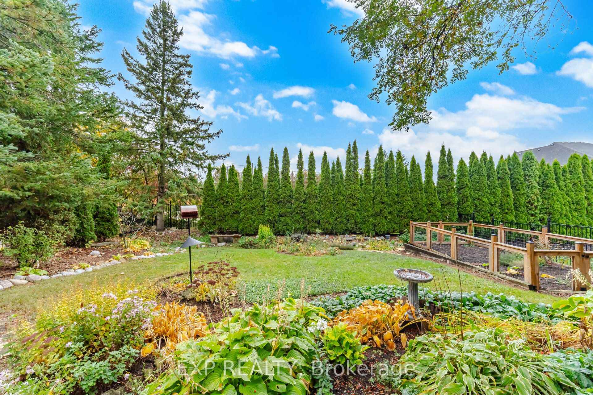 Photo 30 of 20 Devlin Place, Aurora, Aurora Highlands — HOMEH