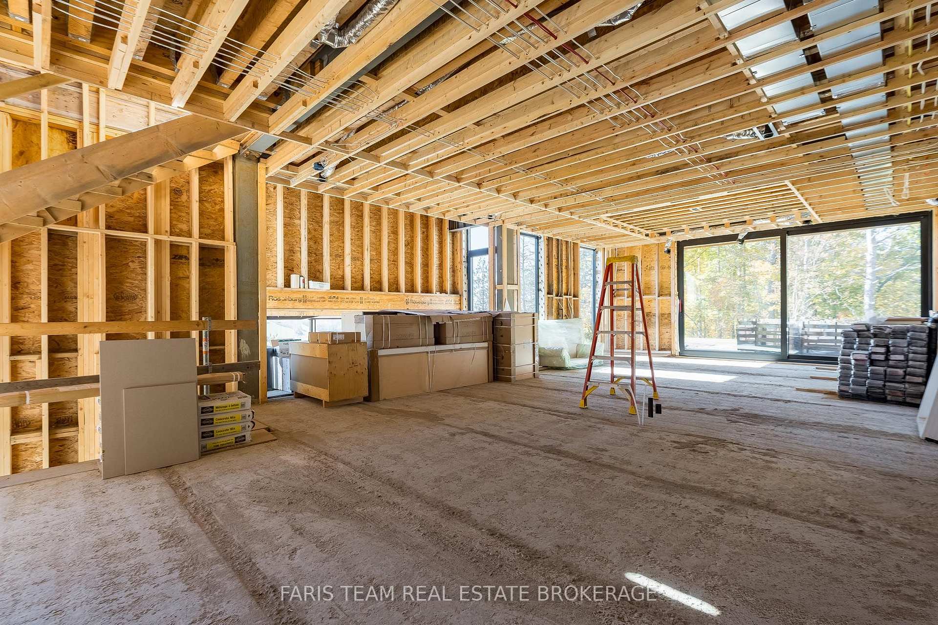 Photo 5 of 11 Pine Point, Oro-Medonte, Horseshoe Valley — HOMEH