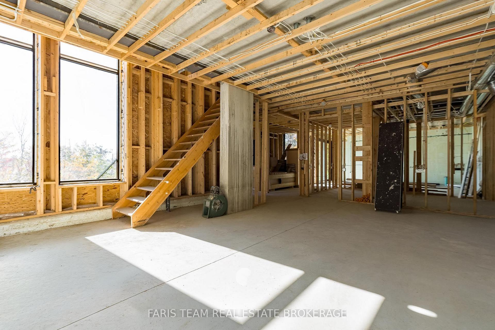 Photo 12 of 11 Pine Point, Oro-Medonte, Horseshoe Valley — HOMEH