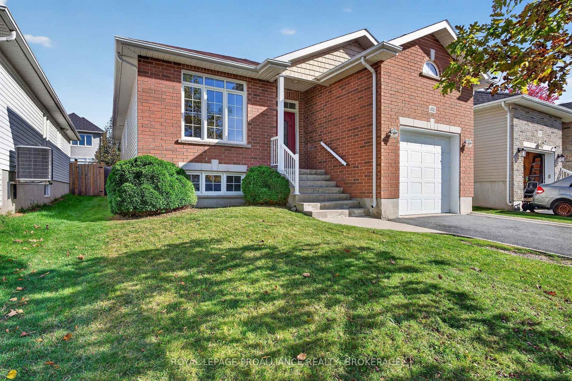 Photo 3 of 1132 Halifax Drive, Kingston, City Northwest — HOMEH