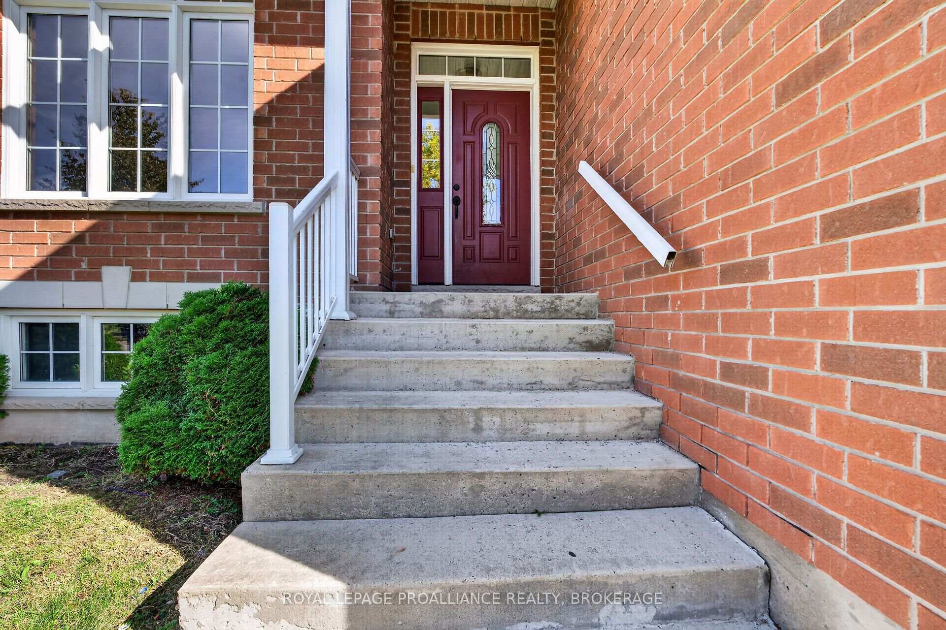 Photo 4 of 1132 Halifax Drive, Kingston, City Northwest — HOMEH