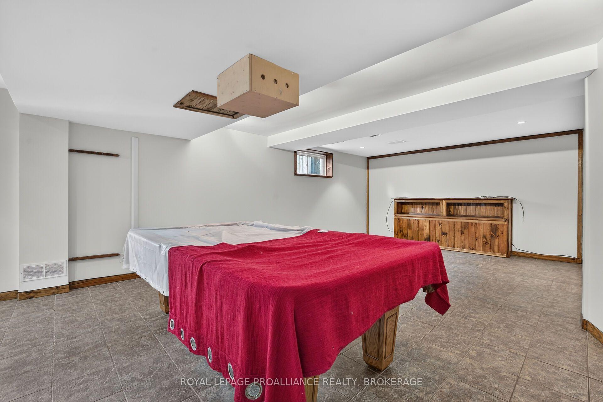 Photo 32 of 1132 Halifax Drive, Kingston, City Northwest — HOMEH