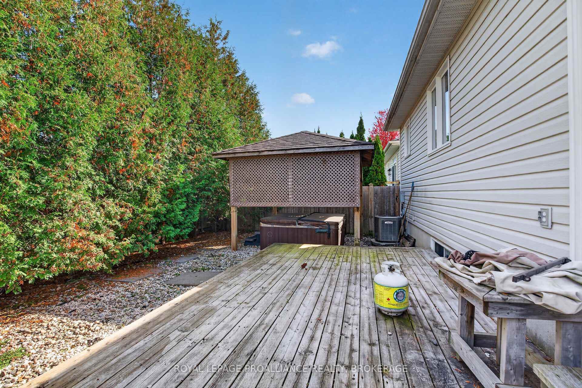Photo 44 of 1132 Halifax Drive, Kingston, City Northwest — HOMEH