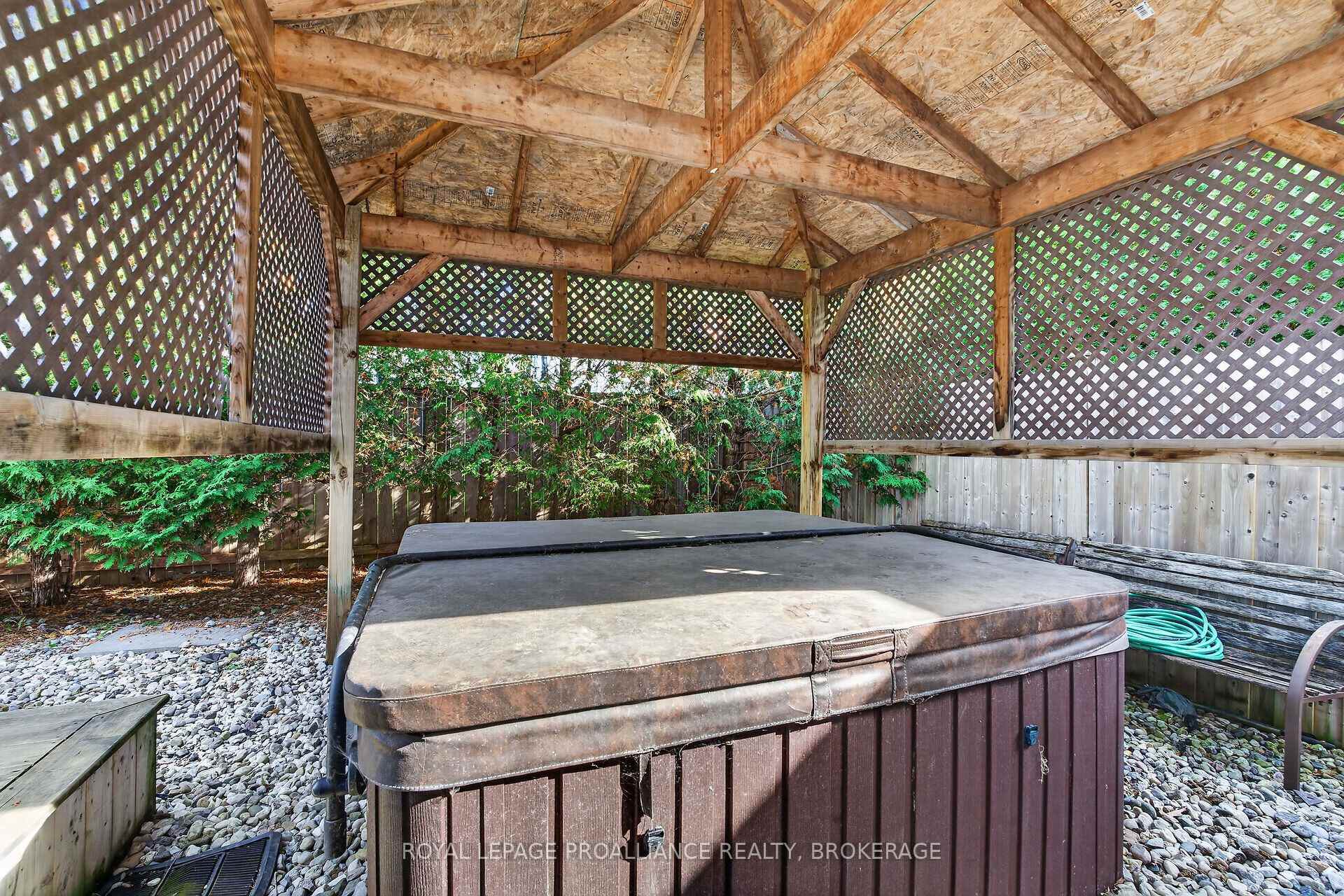 Photo 46 of 1132 Halifax Drive, Kingston, City Northwest — HOMEH