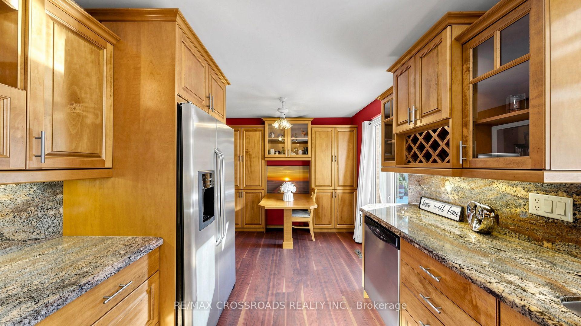 Photo 13 of 27 Hagerman Boulevard, Markham, Unionville — HOMEH