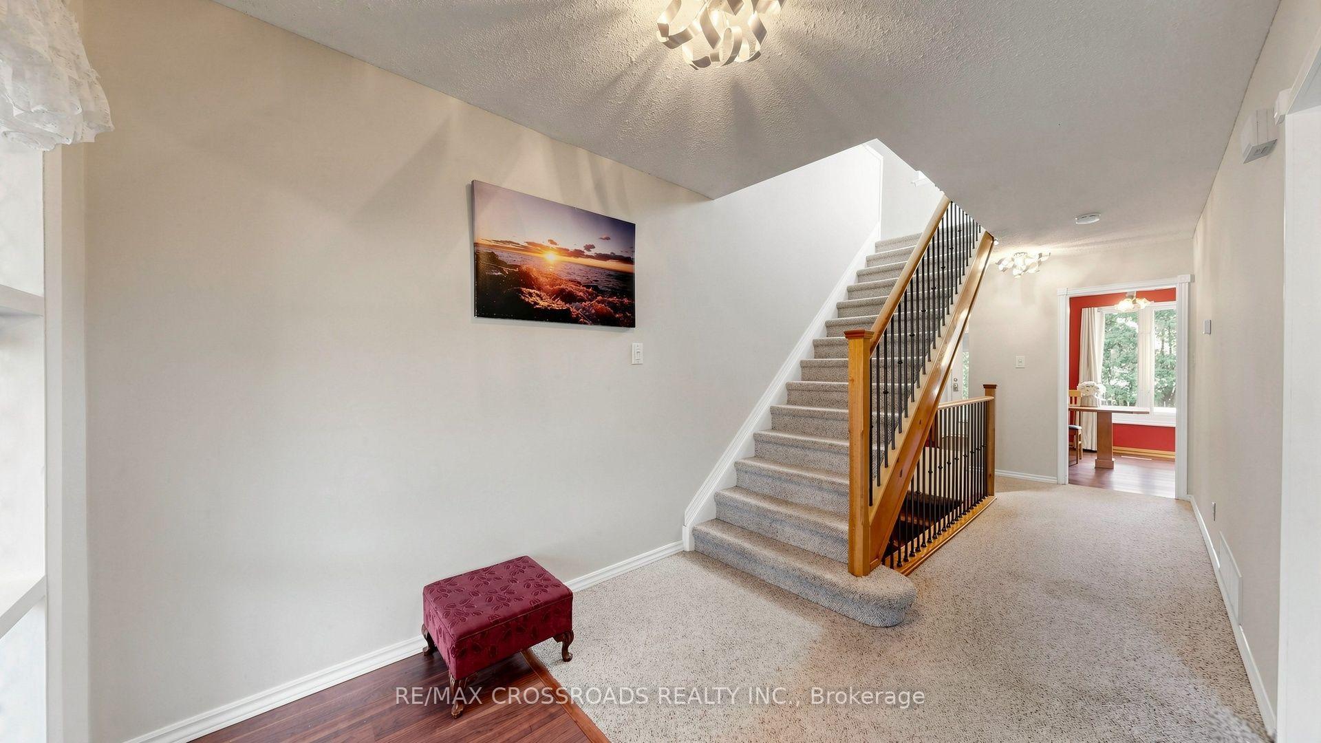 Photo 14 of 27 Hagerman Boulevard, Markham, Unionville — HOMEH