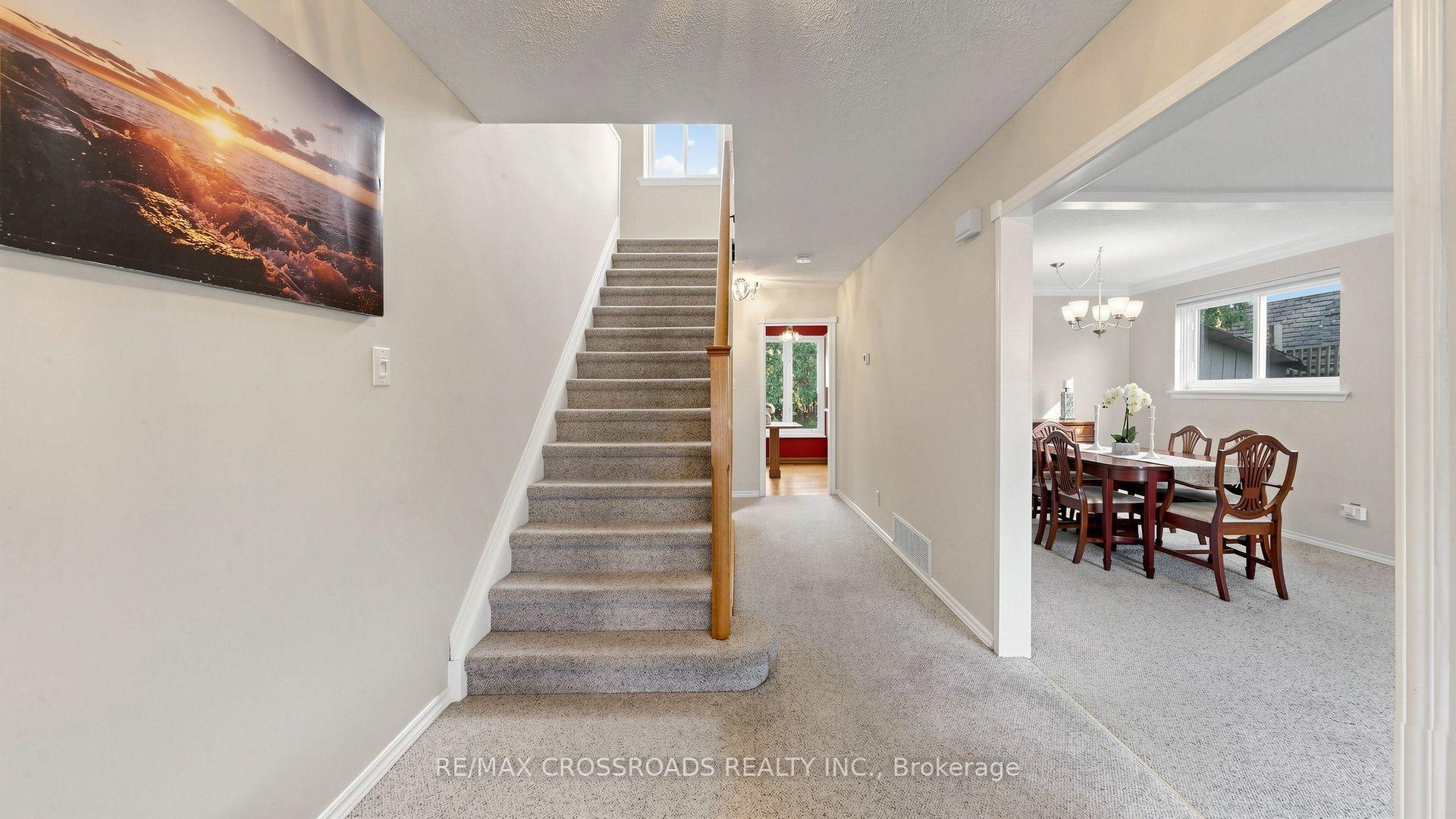 Photo 15 of 27 Hagerman Boulevard, Markham, Unionville — HOMEH