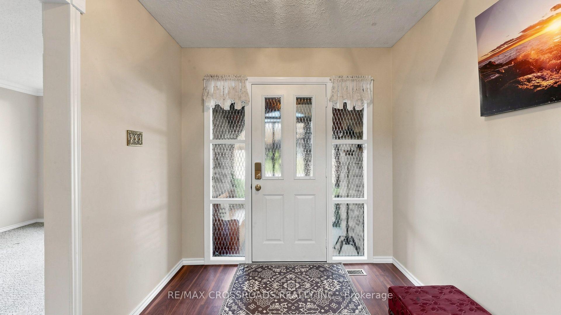 Photo 16 of 27 Hagerman Boulevard, Markham, Unionville — HOMEH