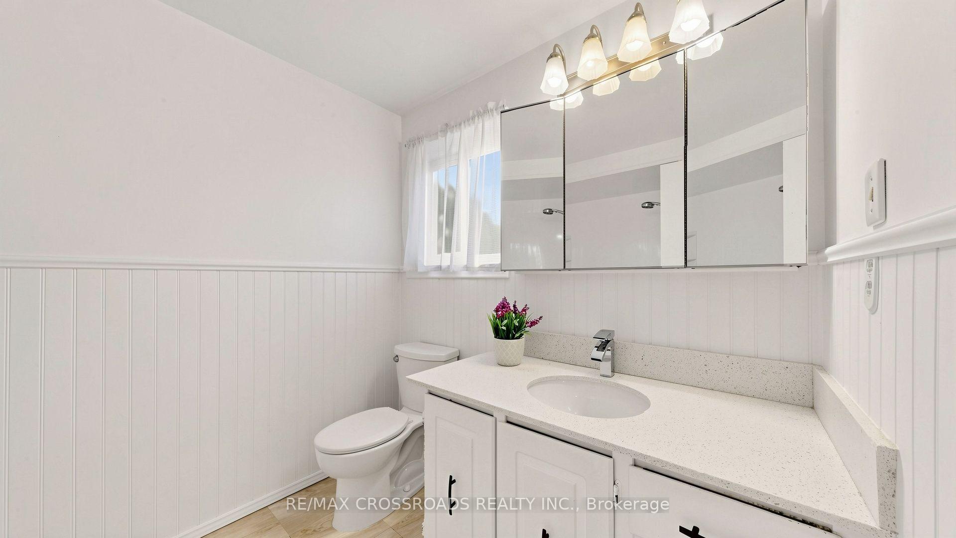 Photo 21 of 27 Hagerman Boulevard, Markham, Unionville — HOMEH