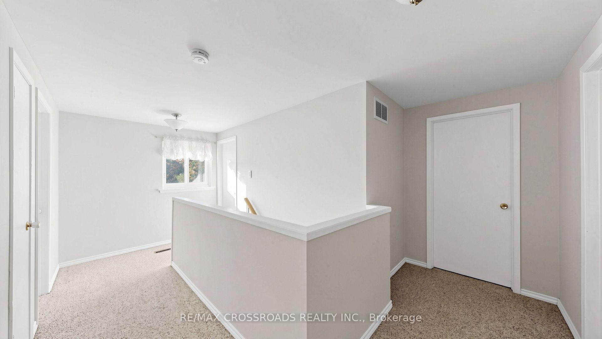 Photo 23 of 27 Hagerman Boulevard, Markham, Unionville — HOMEH