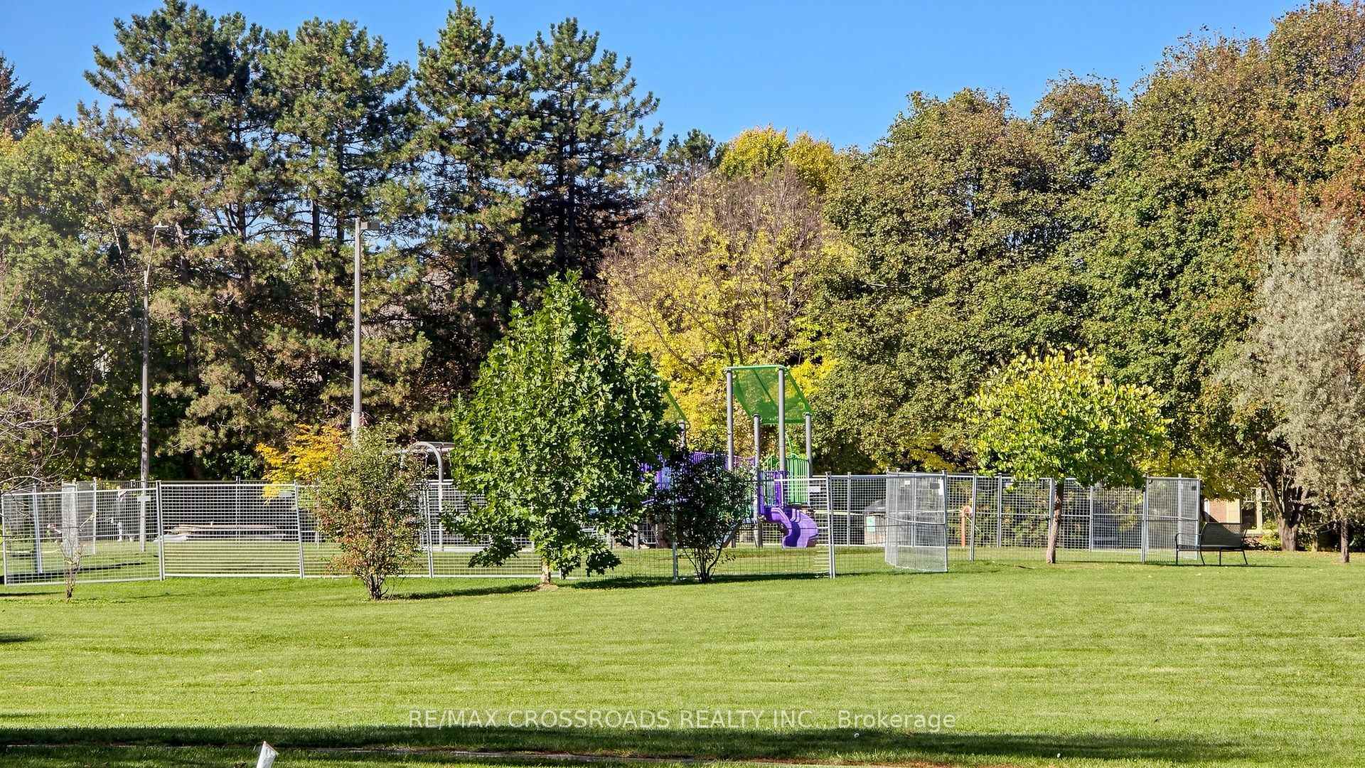 Photo 30 of 27 Hagerman Boulevard, Markham, Unionville — HOMEH