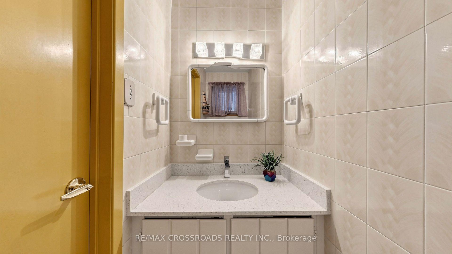 Photo 32 of 27 Hagerman Boulevard, Markham, Unionville — HOMEH