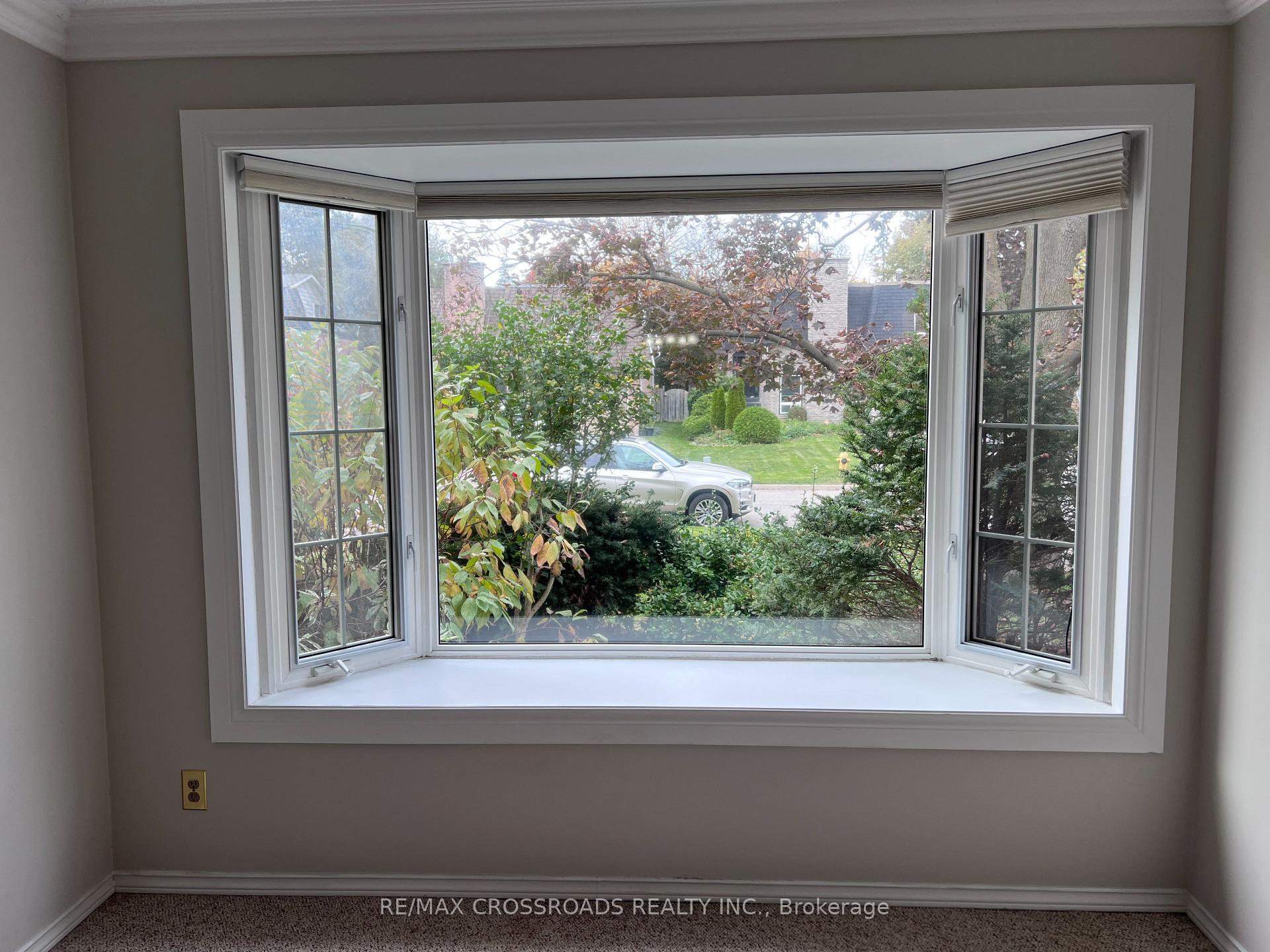 Photo 6 of 27 Hagerman Boulevard, Markham, Unionville — HOMEH