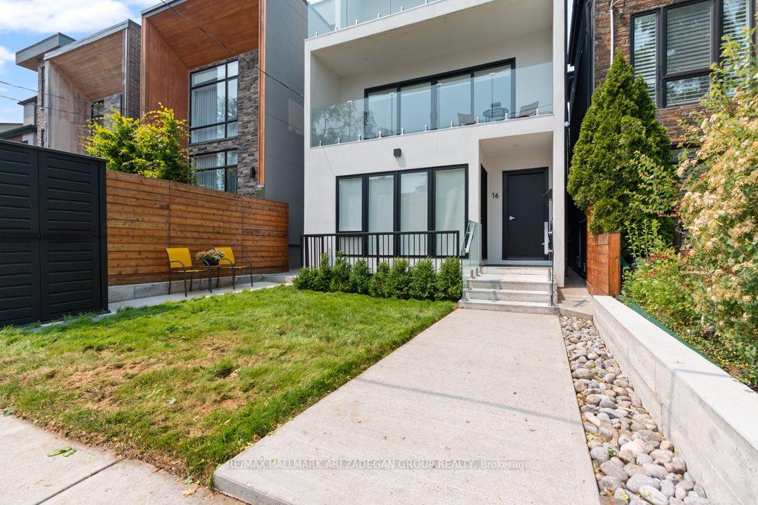 Photo 2 of Unit BSMT-B, 16 Minto Street, Toronto, Greenwood-Coxwell — HOMEH